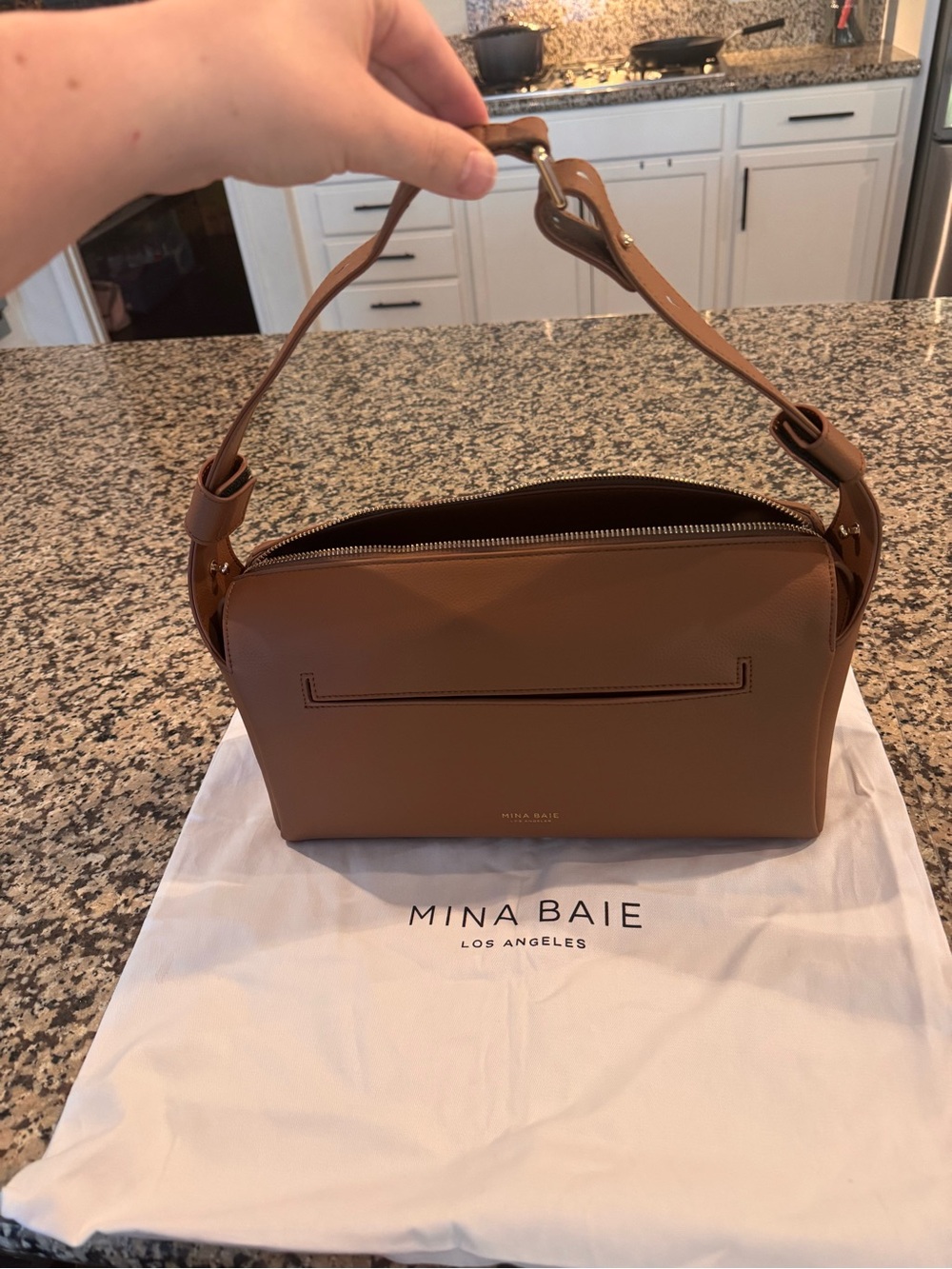 Mina Baie Stroller Caddy - Terra & Gold - Picture 6 of 7